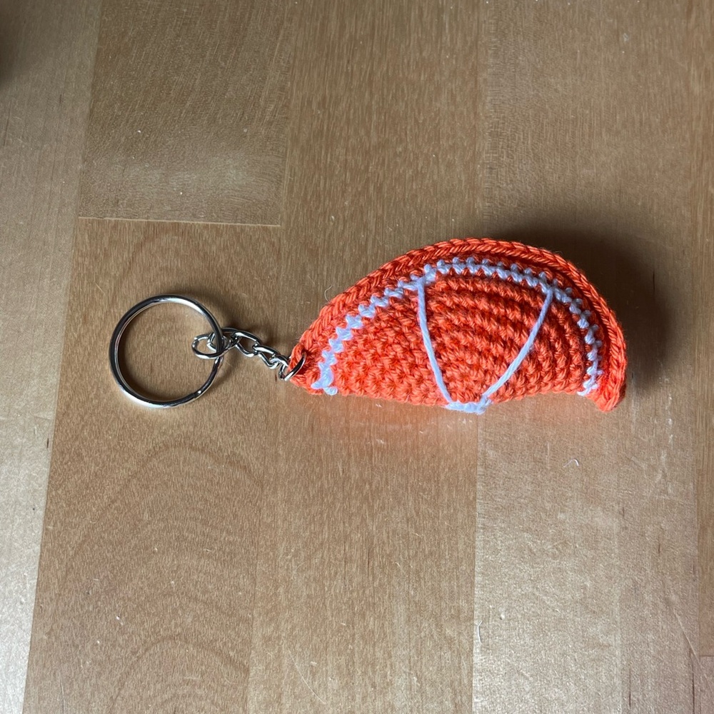 Handcrafted Fruit Slice Keychain Accessory - Summer Crochet Bag Charm Sunny - Picture 8 of 16